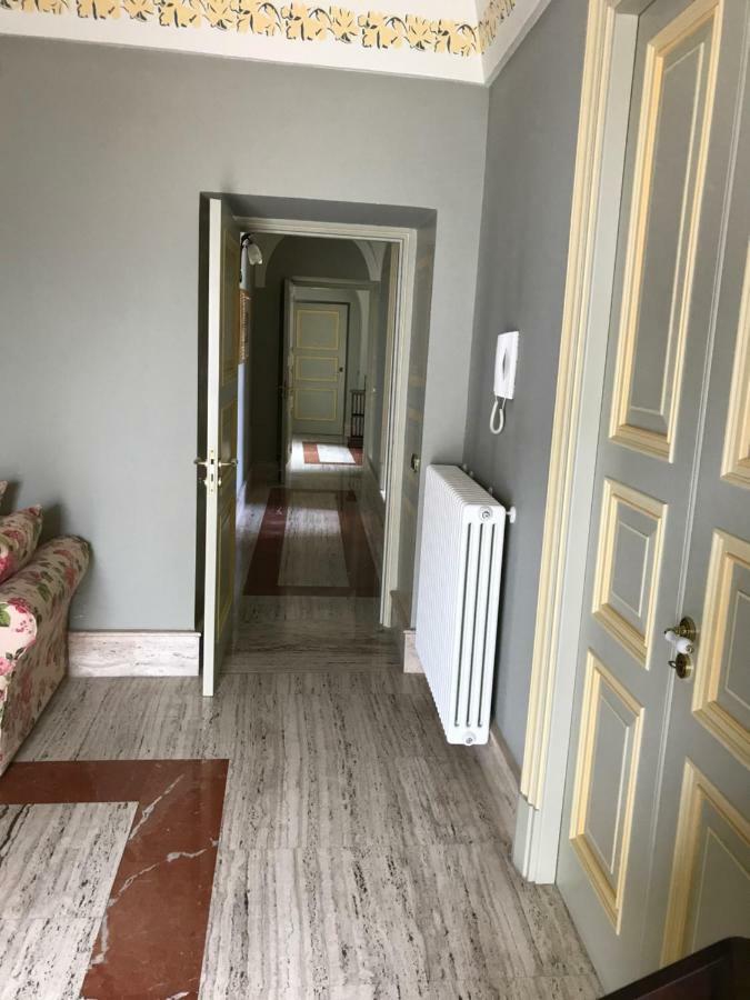Ma Maison Казерта Екстер'єр фото